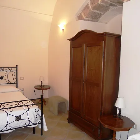 Macrina Bed & Breakfast