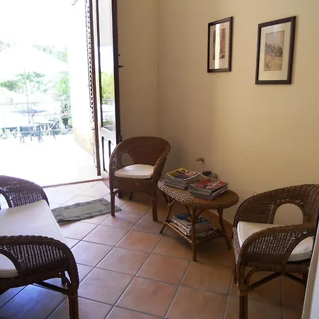 Bed & Breakfast Macrina 3*